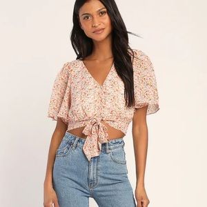 Lulu’s Ditsy Daisy White Floral Print Tie-Front Flutter Sleeve Crop Top